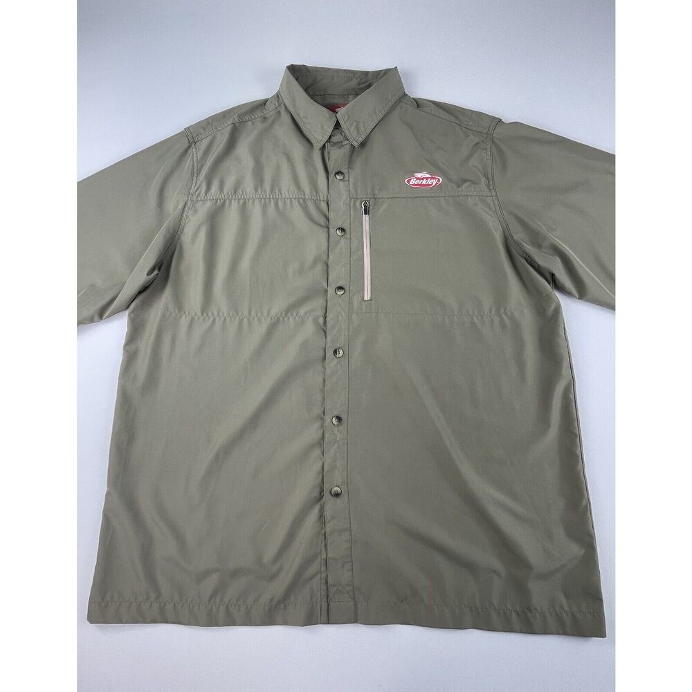 Berkley Vented Shirt Mens XL Green Fishing Hiking UPF Short Sleeve Button